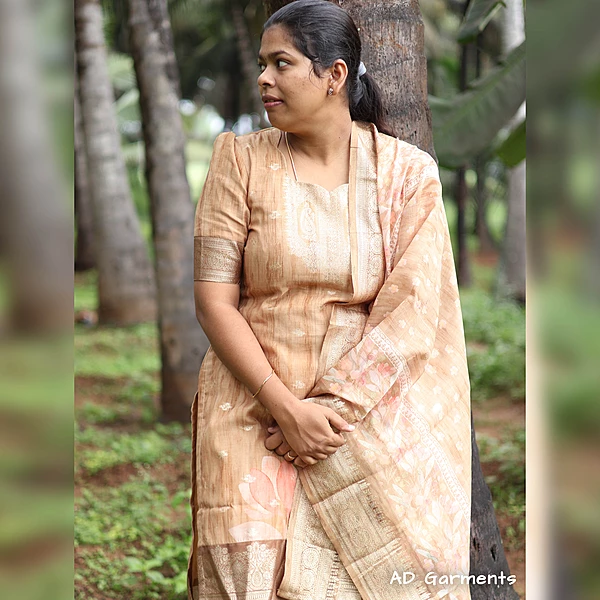 Golden shalwar