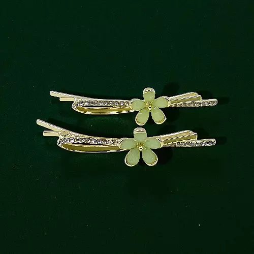Elegant Golden Green Floral Hair Clips for Women