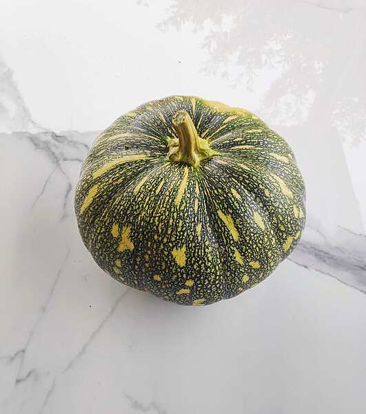 Green Pumpkin (Petha) 1-1.8 Kgs