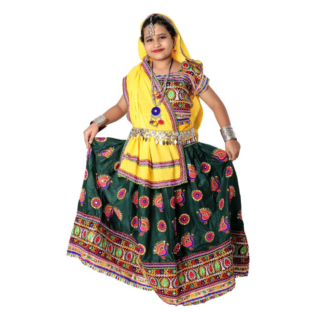 Gujarati Garba Dance Chaniya Choli Girls