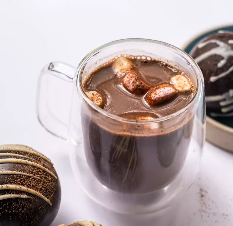 Hot Chocolate Bomb Cinnamon Spice - Third Roast