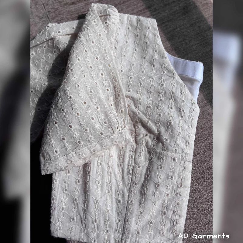 Hakoba Blouse