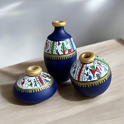 Handpainted Teracotta Vases Blue with Golden Top Handpainted Teracotta Vases Blue with Golden Top