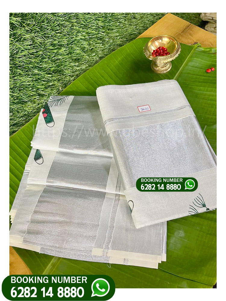 Happy-Onam-silver-kasav-print-mayil-mural-set-mundu-