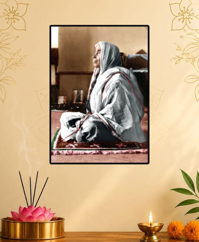 [WL] Holy Mother Sri Sarada Devi - Seated in Meditation - General Setting