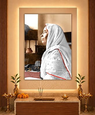 [PP] Holy Mother Sri Sarada Devi - Seated in Meditation - Side view Bust Photo