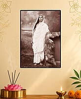 [WL] Holy Mother Sri Sarada Devi - Standing in Studio - Photo-1