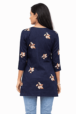 Women Navy Blue Leaf Printed Straight Tunic Top (3/4 Sleeve, V-Neck)