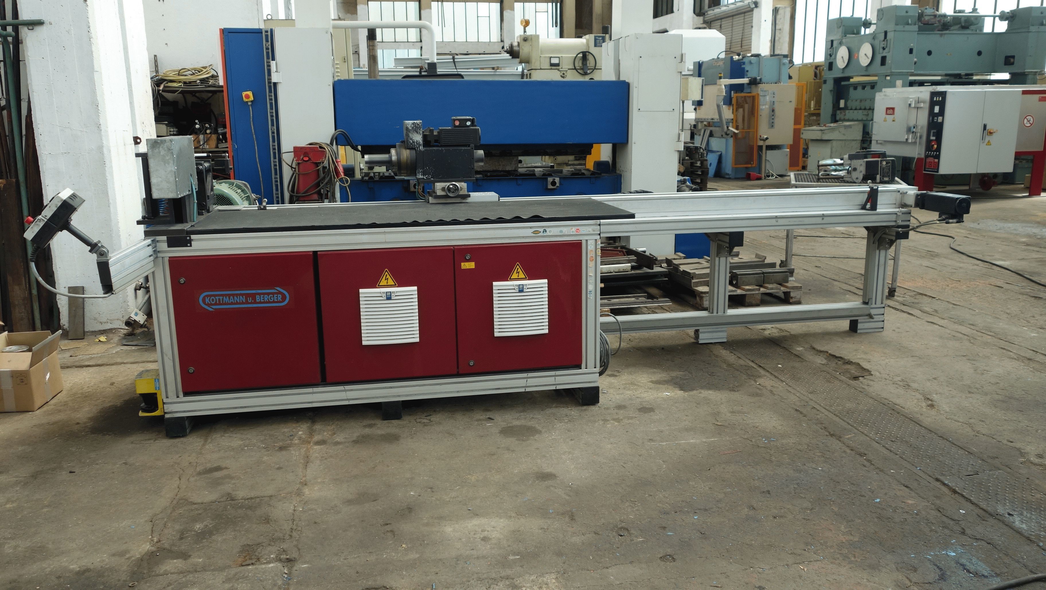 Pipe bending machines