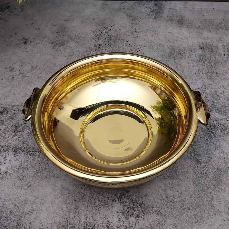 Brass Plain Urli Pot 6 inch Diameter | Small Brass Urli Pot for Beautiful Floral Arrangements
