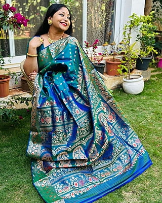 No Figure Paisley motif Blue green dual tone pure katan silk swarnachari No Figure Paisley motif Blue green dual tone pure katan silk swarnachari