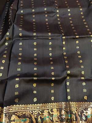 Black 2000 buta figur motif on the border and pallu pure Mulberry silk Swarnachari saree