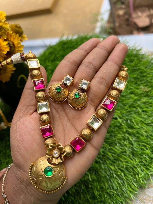 Unique Temple Pendant Neckpiece