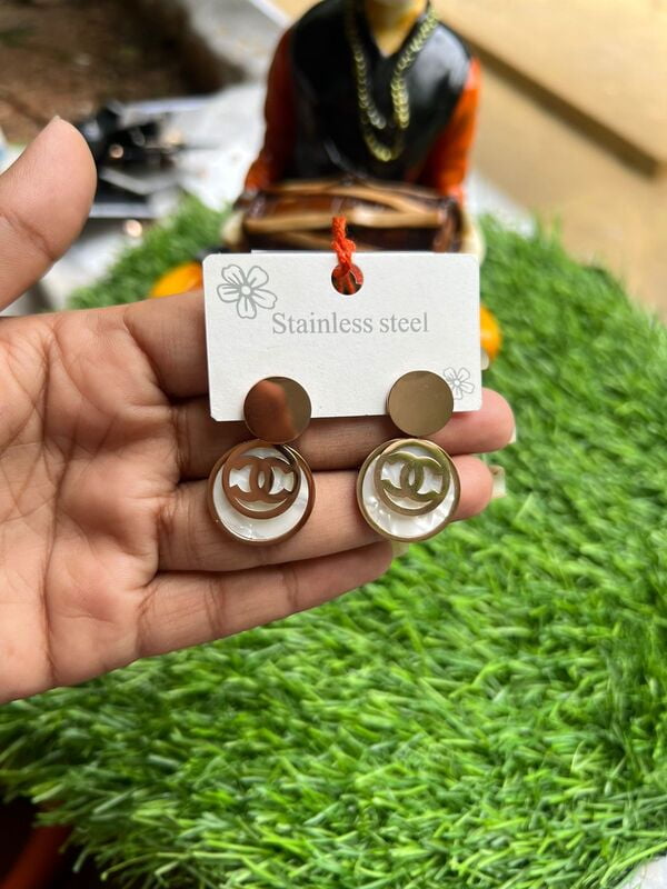 Rose Gold Circle Fancy Symbol stud