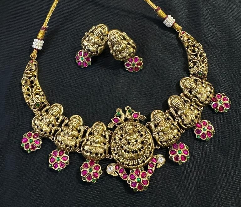 Unique Antic Emboss Design traditional Neckpiece