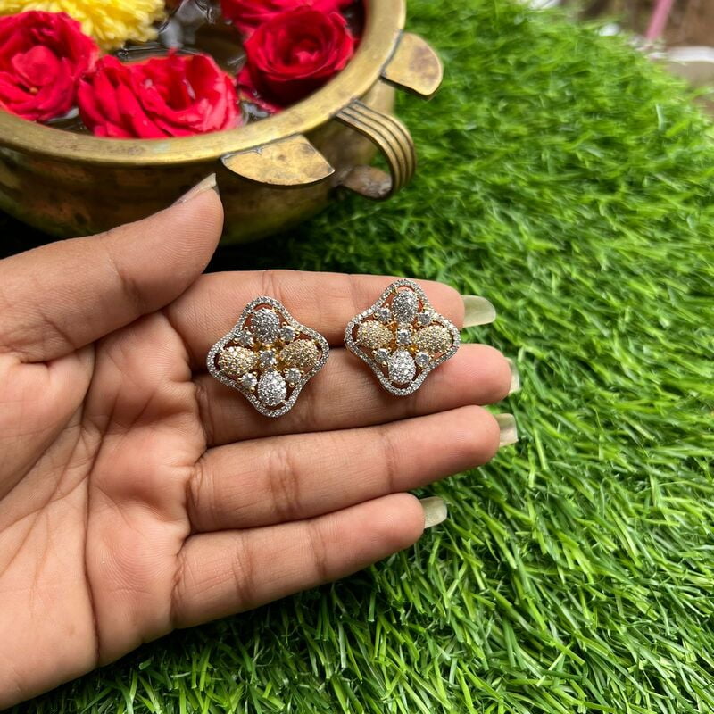 Diamond Stone Earing