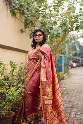 Onion pink color mulberry silk Baluchari saree Onion pink color mulberry silk Baluchari saree