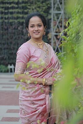 Pastel pink figure motif pure mulberry silk Swarnachari saree