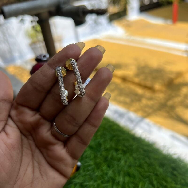 Stone Half Round Earing Set