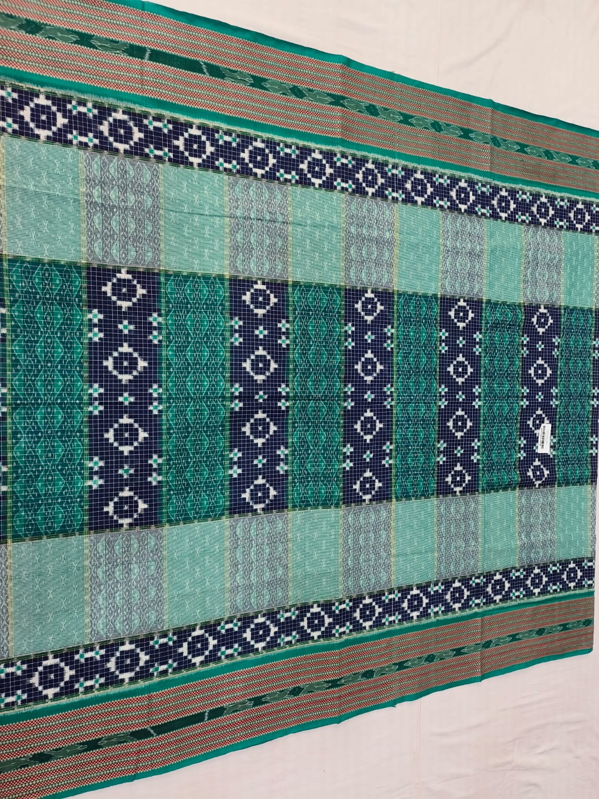 LINING SAKTA CHAIN BORDER SAREE