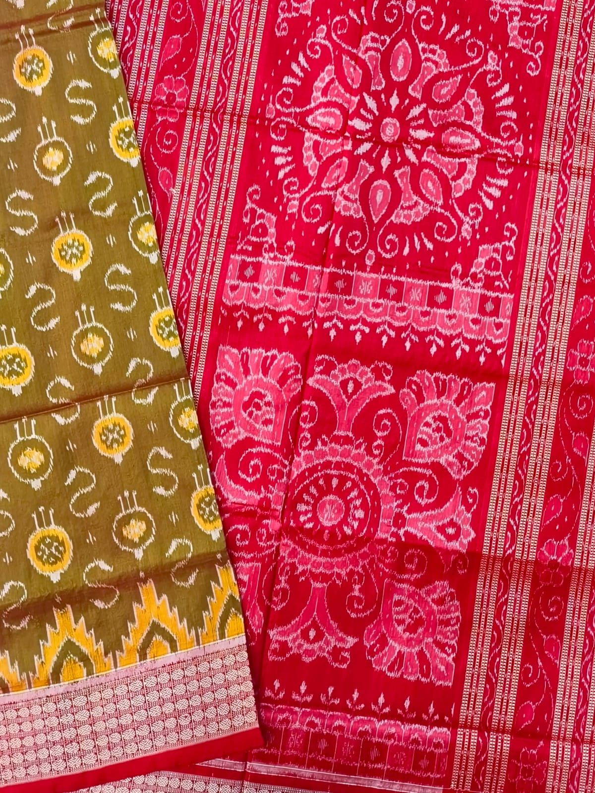 GOLDEN OLIVE GREEN BANDHA SILK SAREE