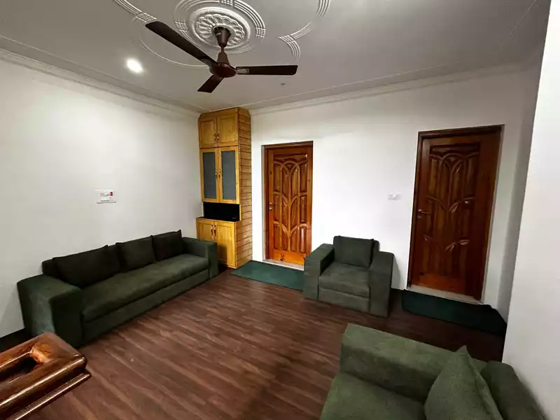 Felis Leo's Apple Cottage Pathan Colony Srinagar Kashmir