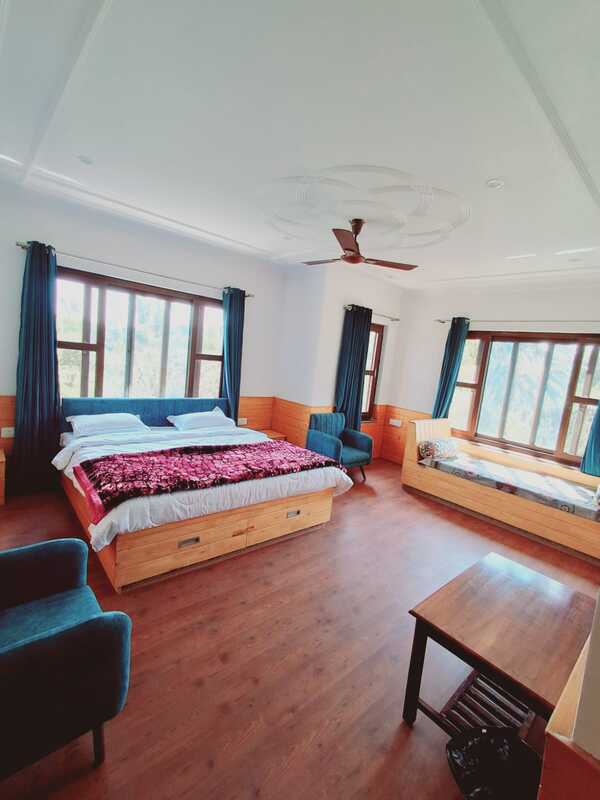 Felis Leo's Apple Cottage Pathan Colony Srinagar Kashmir