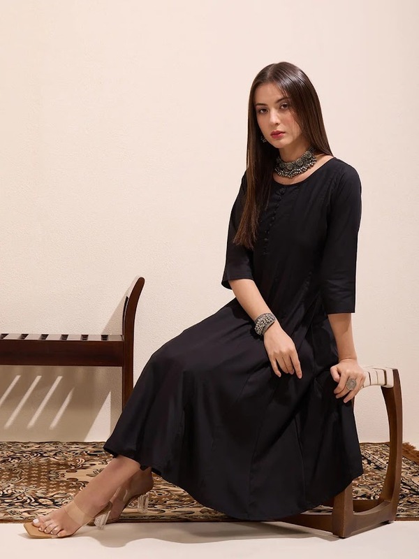 Solid Anarkali Flared Kurta - Black