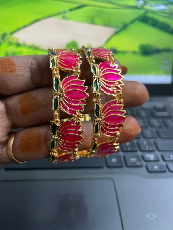 Lotus bangle JBAN130