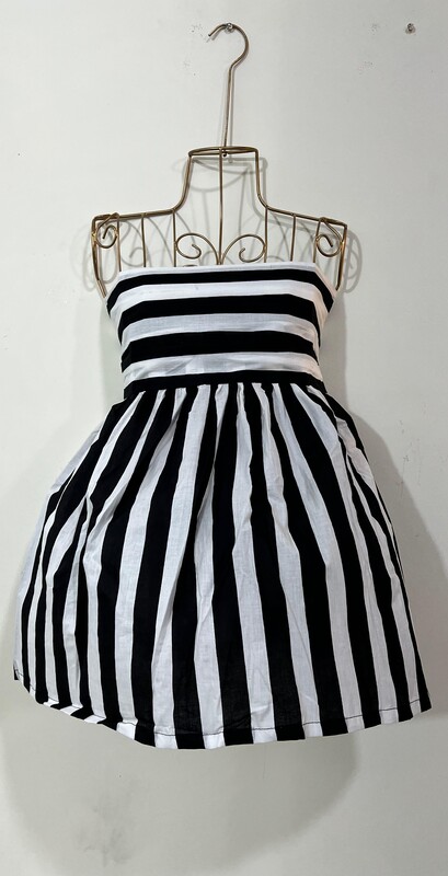 Dolly's Strapless Tube Top - Black & White Stripes