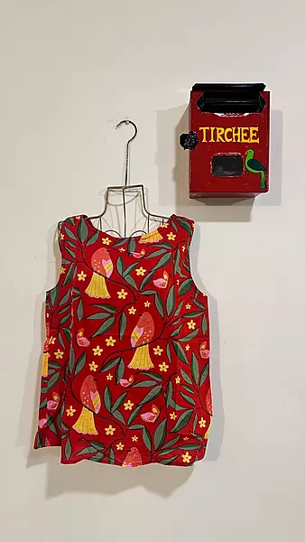 Helen's Oerlap Back + Shorts Set - Red & Birds