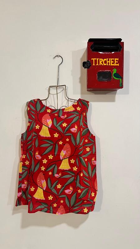 Helen's Oerlap Back + Shorts Set - Red & Birds