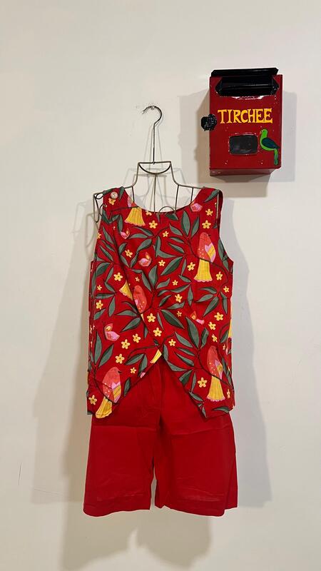 Helen's Oerlap Back + Shorts Set - Red & Birds