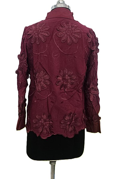 Flower Embellishment Collar Shirt