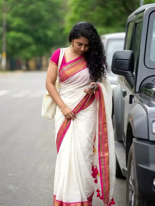 Anwesha - অন্বেষা ( Mul cotton sarees )