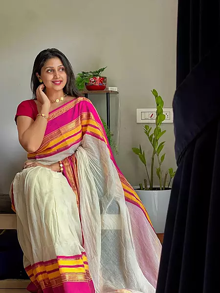 Asmita - अस्मिता ( Mul cotton sarees )