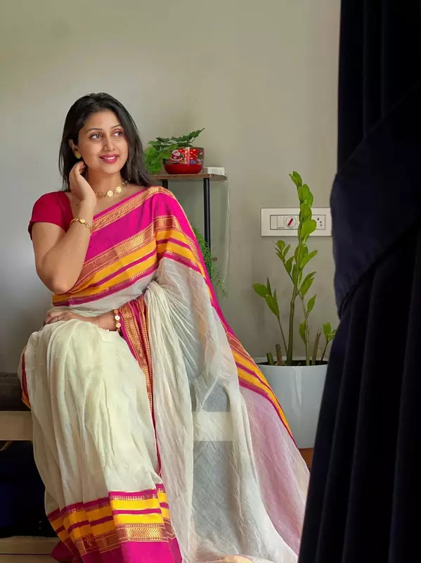Asmita - अस्मिता ( Mul cotton sarees )