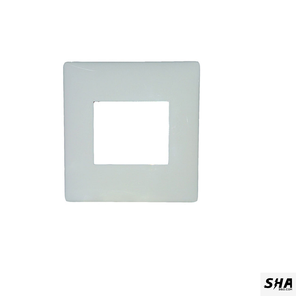 Legrand Mylinc 3 Module Cover Plate (White) 675563 - Sha360