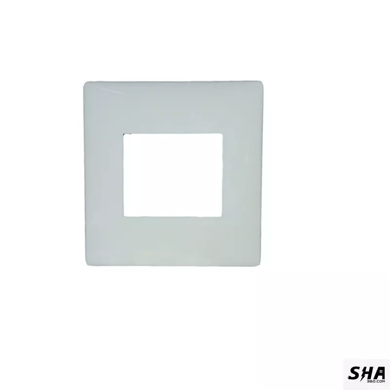 Legrand Mylinc 3 Module Cover Plate (White) 675563 - Sha360