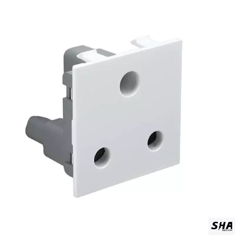 Legrand Britzy 25A 3 pin Socket 2M (White) - 6734 56 - Sha360