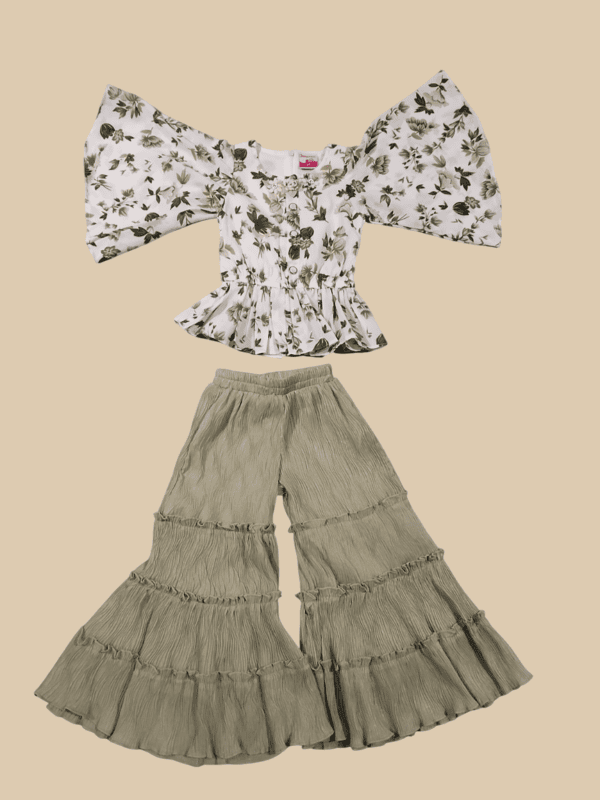 Girls’ Floral Bell Sleeve Top with Layered Flared Palazzo Set D.74/6 B.4224