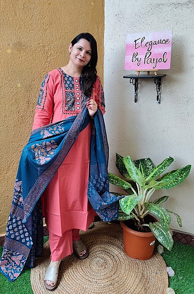 Pink Cotton Three Piece Suit Set With Mirror