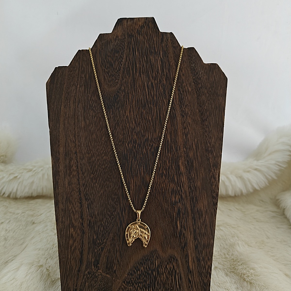 Lucky Gold Horseshoe Horse Head Pendant Necklace