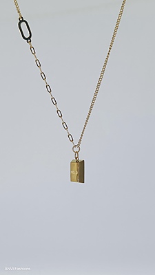 Gold Bar Chain