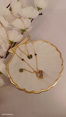 Butterfly Basket Chain
