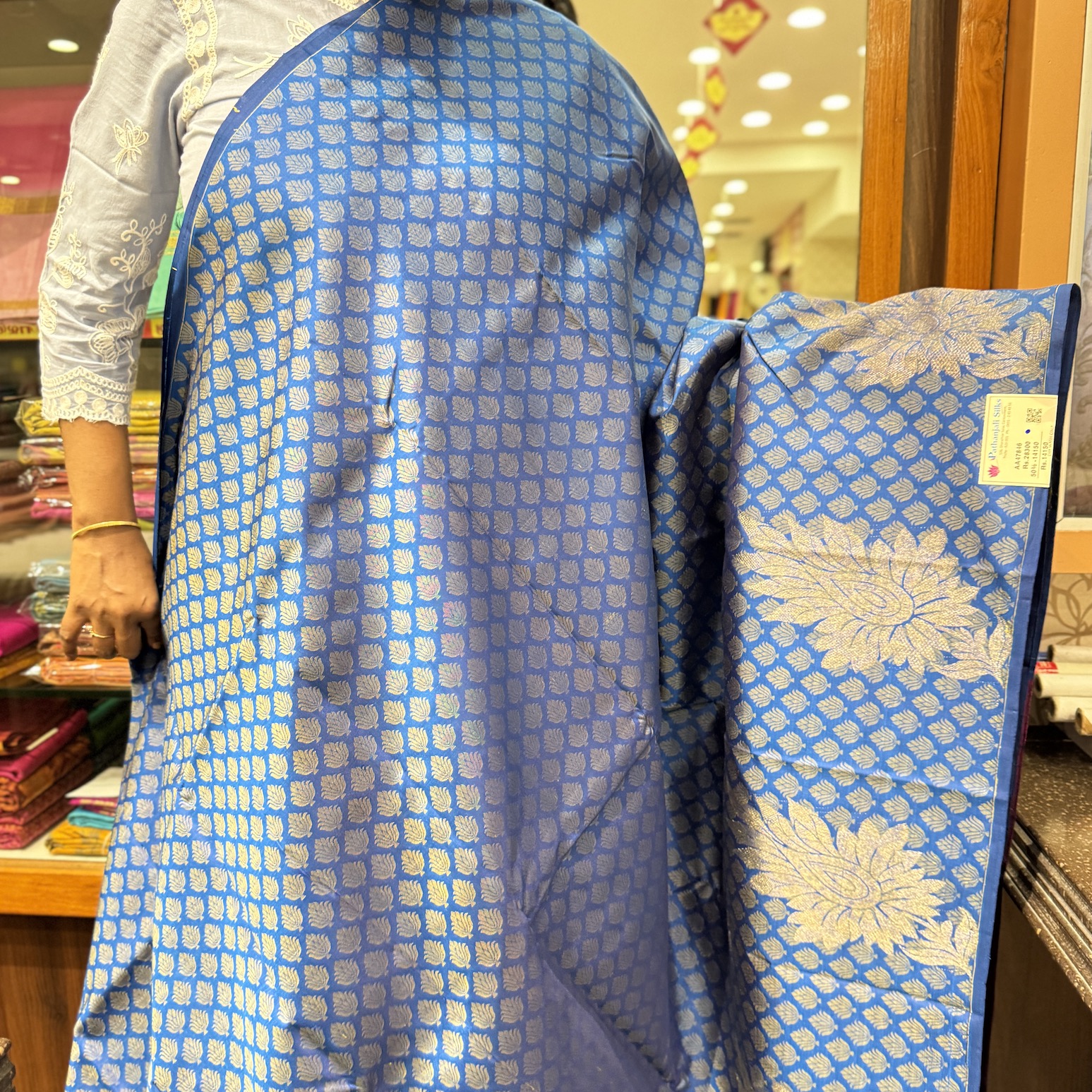 Emphasis Blue Kanchipuram Silk Saree