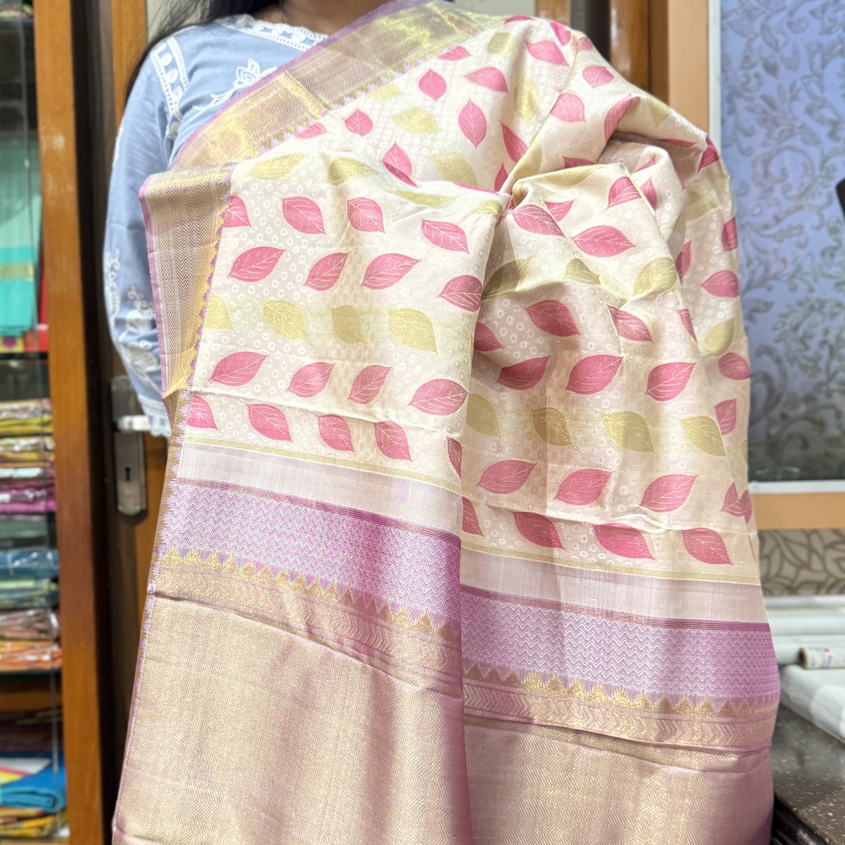 Runaway White Kanchipuram Silk Saree
