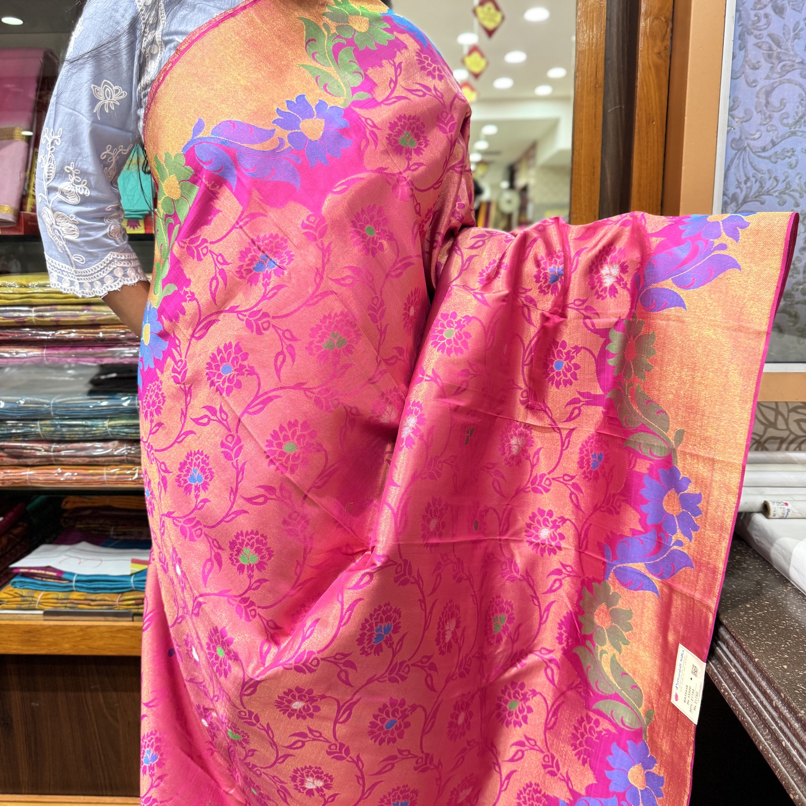 Scarlet Pink Kanchipuram Silk Saree