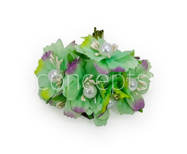 Green Flowers with White Pearl Centre
