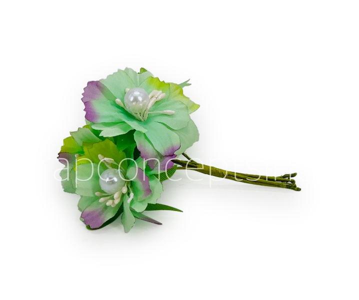 Green Flowers with White Pearl Centre